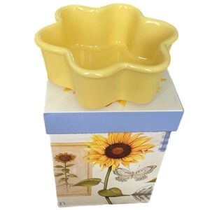 Chantal flower ramekin/1 cup baking dish with decorative floral box